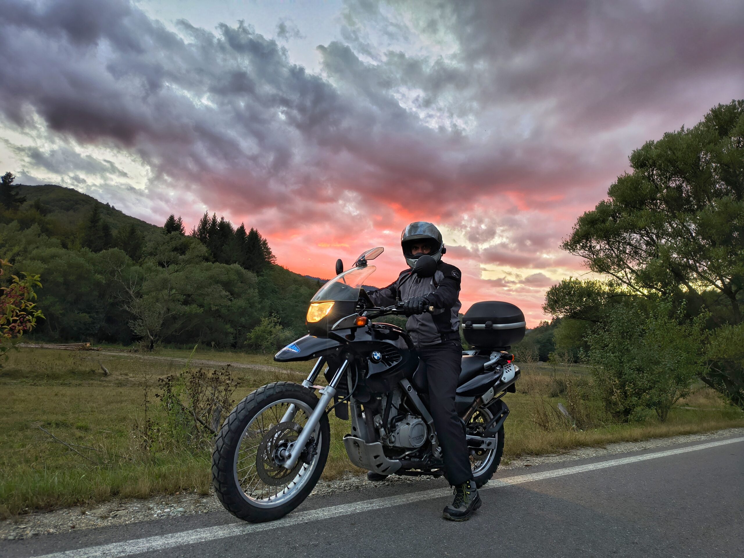 moto_aventura_website3 BMW F650GS 2000 rental in Transylvania